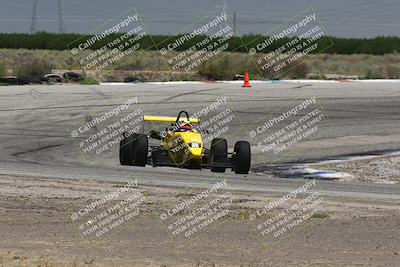 media/Jun-01-2024-CalClub SCCA (Sat) [[0aa0dc4a91]]/Group 6/Qualifying/